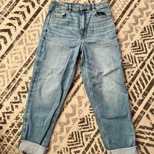 American Eagle Curvy Mom Jeans